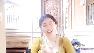 Rahajeng Girl's smile