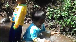 play in outdoor