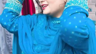 Romantic Seen Barish Mean Wobhi Sacuty par