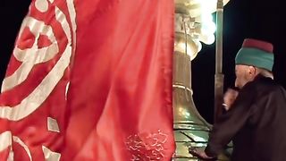 Parcham Kushai at Haram e Imam Hussain a.s