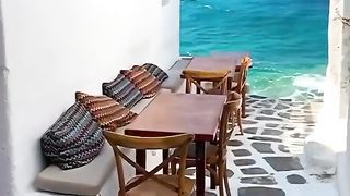menelusuri gang pantai