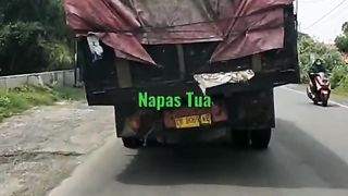 Truk Oleng