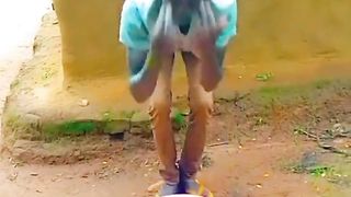 ORIGINAL MAGIC TURN SHOES IN TO DUCKS #chickens #food #funny #subscrbe #follow.