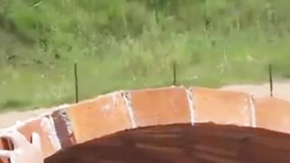 BIKIN PEMILIK RUMAH KAGET! Skill Tukang Bangunan Berparas Cantik Yang Memanjakan Mata