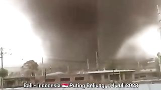 Puting beliung di Bali