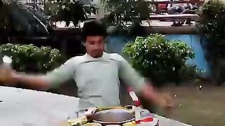 Disco Dancer Ghoti Gorom of India |  Indian Street Food
