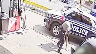 POLICE AND THE SUSPECT #gun #police #travel #cctv #google #subscribe #follow.