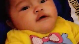 bayi baru lahir sdah bisa bicara