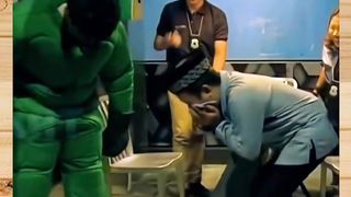 Kakinya hulk bengkak ????????????