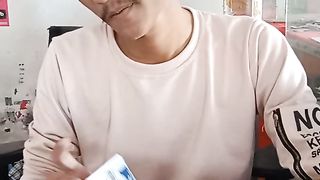Fooled everyone with card magic||MAGIC CARD