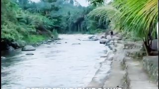 Detik-detik banjir bandang