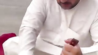 Beginilah_kalau_orang_kreatif,_wanita_ini_membuat_kreasi_sebagai_pengganti_paving(360p). Upload video 2