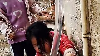 Play-with-water-bubbles-short-skychanne_62