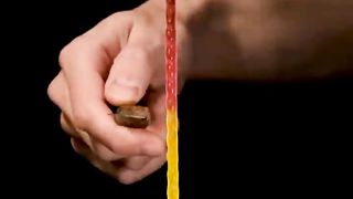 Gummy worm cutting ccssshhhh ????