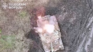 Ukraine’s Border Service showing artillery strikes and UAVs dropping munitions on Russian forces in the Kupyansk direction