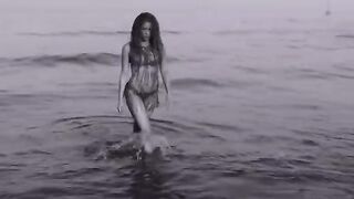 Shakira, Maluma - Clandestino (Official