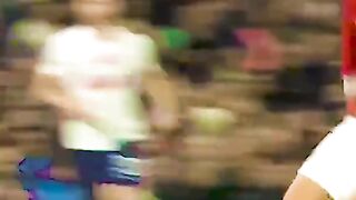 Ronaldo dribbling now vs then