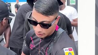 Meas in tourné