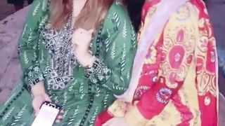 KHOBSOORT AAJ SHARBI SHAM AA..