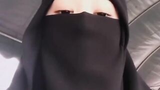 Foto Ukhti bercadar, TumbuhdanTanggung 2