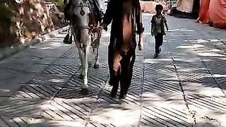 Riding on the horse in Murrey