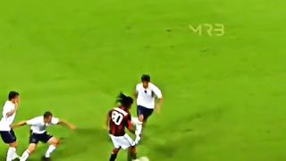 Ronaldinho amazing skills