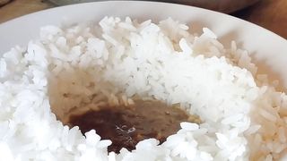 Lentil curry plating