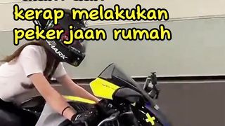 Gadis Desa dan Gadis Kota