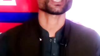 Body Language | Confidence Building | Qamar Zaman Teacher & Trainer