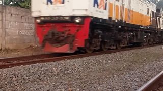 LAGI LAGI KERETA PANORAMIC