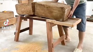 Garib aadami ko karz ki jarurat pad gai