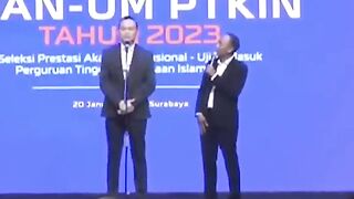 lawak terkeren