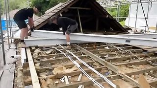 Floor steels in!