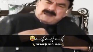 Kapray bachay ga ab hahhaha