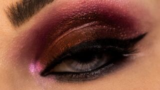 Pink smokey makeup
