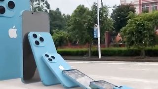 Giant iPHONE 14 pro max