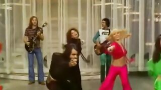 Bimbo Jet -- El Bimbo Video HQ