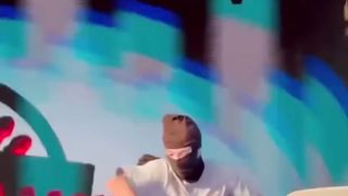 IL A CHOQUE TOUT LE MONDE LE DANSEUR DE GAZO