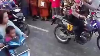 Biksu thailan Lucu