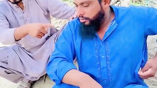 Molvi ki chalaki but molvi khud phans gya funny video