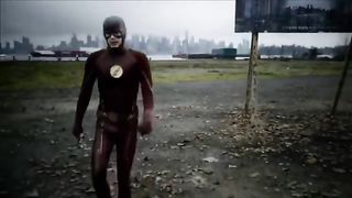 Supergirl vs Flash