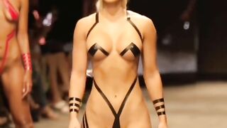 Magnifique blonde