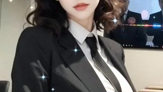 Flight attendants book with artificial intelligence