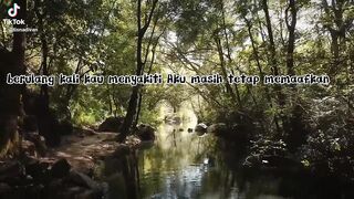 Lirik dan lagu