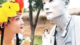 Amazing statue of man loving by girl