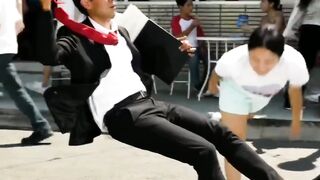 Street Performer Defies the Laws of