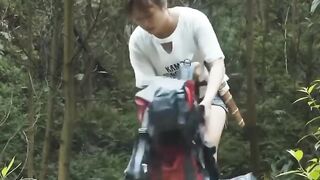 buscraft survival camping in forest #building #bushcraft #survival #forest