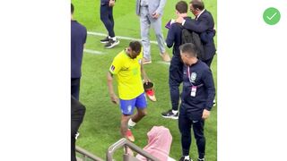 Footage of Neymar Limping After Injury vs Serbia _