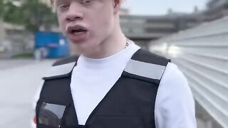 J’vais passer dans les cités bientôt