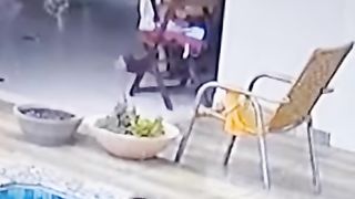He SAVED this GIRLS life!????????????| respect short